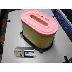 LUCHTFILTER BUITEN C26270